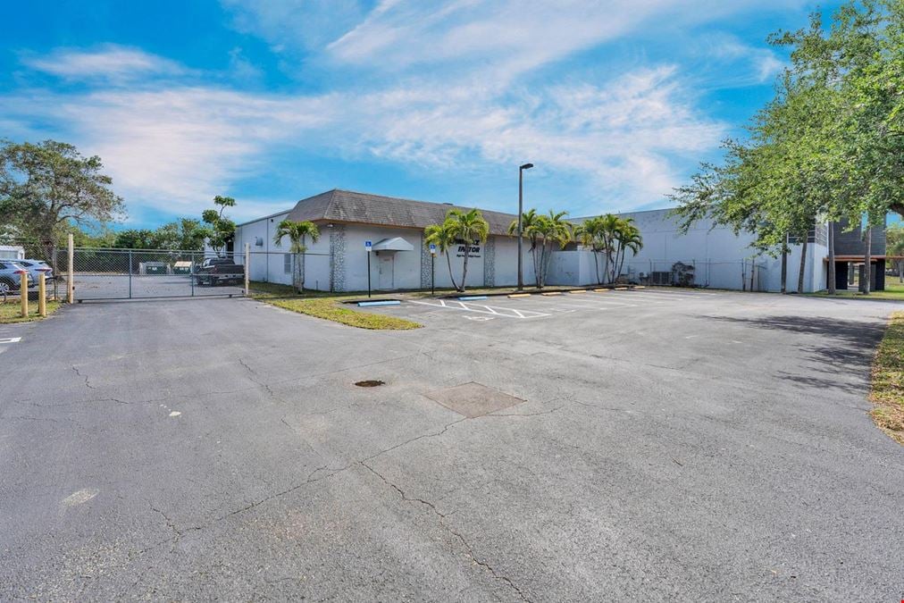 4790 NW 157th Street