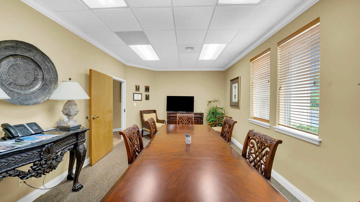 Premium West End Office Building | 16215 Panama City Beach Pkwy