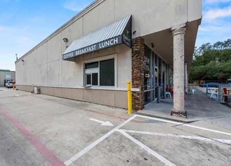 Retail space for Rent at 11703 spring Cypress Rd in Tomball