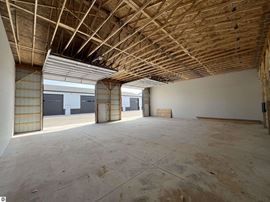 7450 Bellaire Hwy