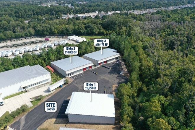 West Chatham Business Park | ±5,950 to ±10,175 SF Warehouse Space for Lease