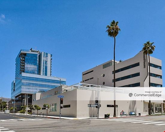 Columbia Square - El Centro Building