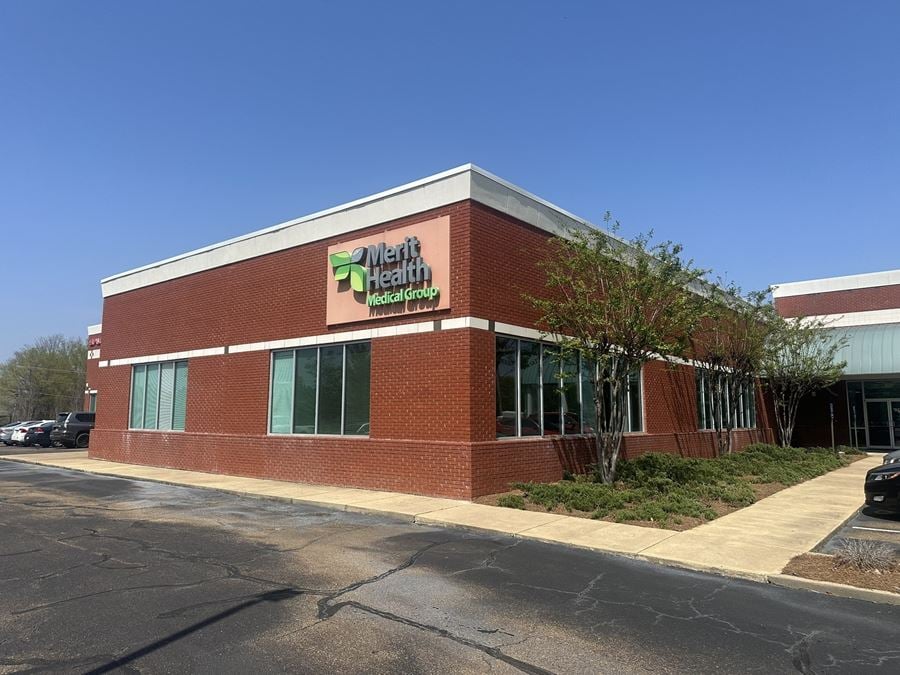1220 North Shore Parkway