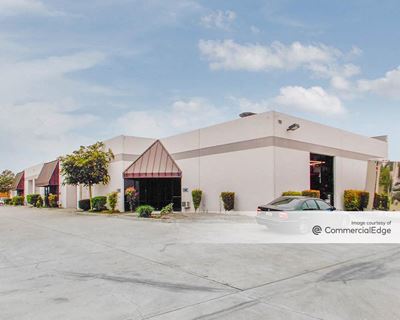 Fullerton Airport Commerce Center