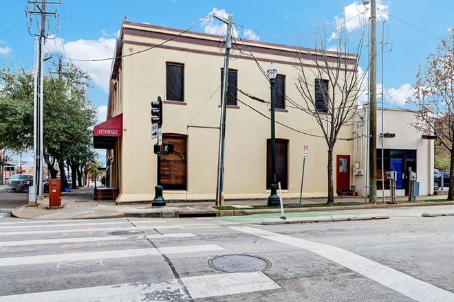Office space for Rent at 1400 Congress St in Houston
