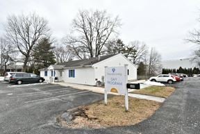 448 School Ln