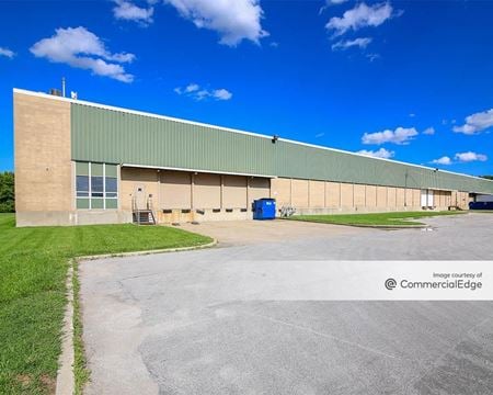 Industrial space for Rent at 1836 Levee Road in North Kansas City