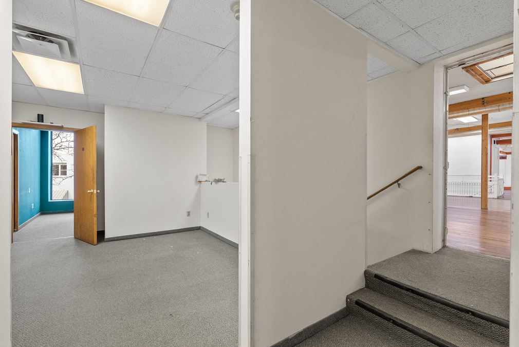 Retail/Office Space - 317 Cedar Ave S