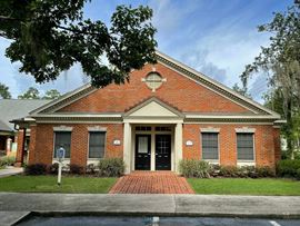 4210 NW 37th Place