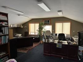 7,440 SF Industrial Building