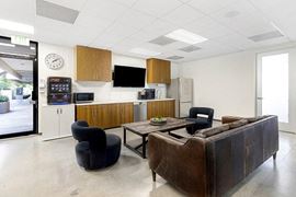 Premier Workspaces - GT1 - Newport Beach Gateway Plaza