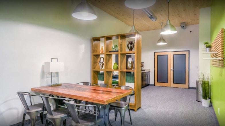 AZOffices - 4700 South Mill Avenue