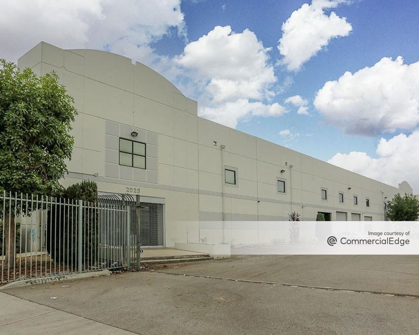 2025 Long Beach Avenue, Los Angeles, CA Industrial Building