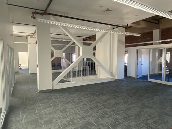 Stark Building Penthouse - 16th + 17th Floor