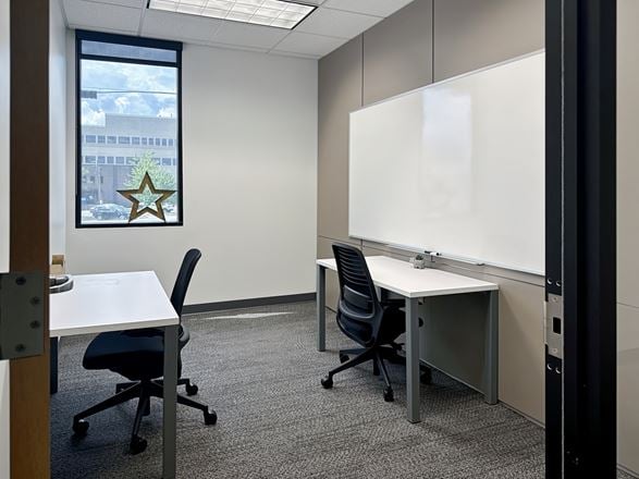 Regus - Nashville - 1 Music Circle