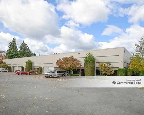 PacTrust Business Center - Buildings M-Q