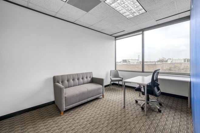 Regus - Kansas City - 4600 Madison
