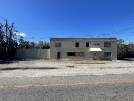 Industrial space for Rent at 3605 N Davis Hwy in Pensacola