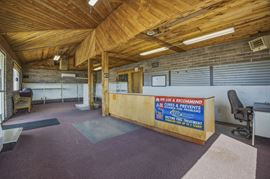 391 Wine Country Rd