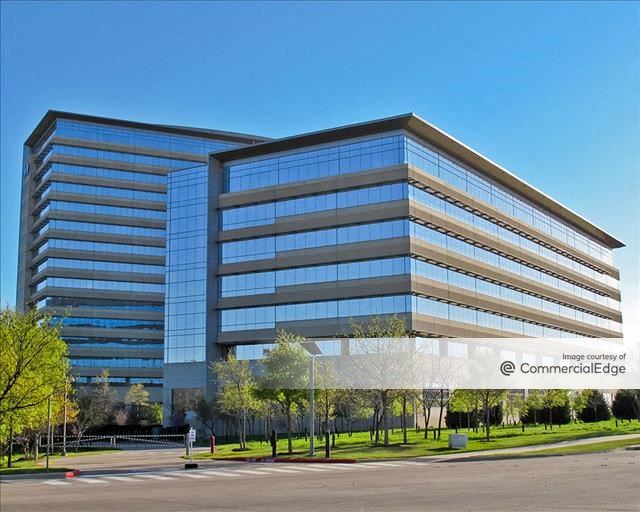 blue-cross-and-blue-shield-of-texas-headquarters-1001-east-lookout