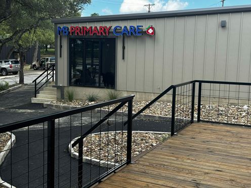 111 Plaza | Medical & Professional Office | HWY 281 Frontage | Bulverde, TX