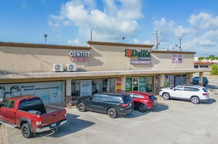 Photo of commercial space at 515 Park Street in Baytown