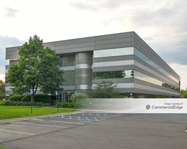 Venture Plaza