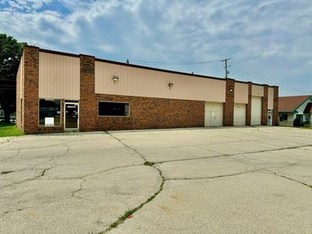 Retail space for Sale at 2367 South 108th Street in West Allis