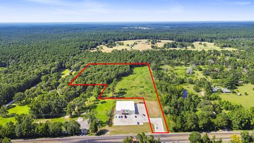 Prime 8-Acre Tract with Utilities & Permits – Huntsville, TX