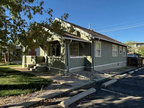 1,120 SF Office/Retail/Live/Work Bldg. for Sale/Lease