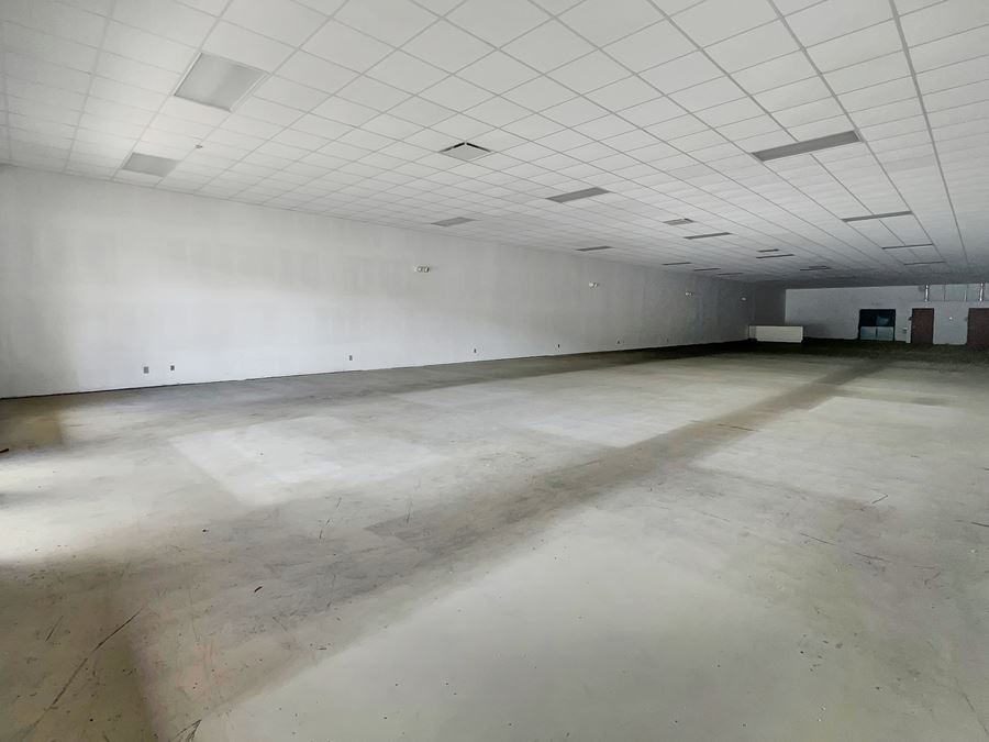 4628 University Blvd E, Suite E