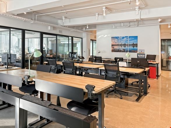 Spaces - Long Beach - 145 W Broadway