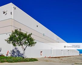 Arrow Center I