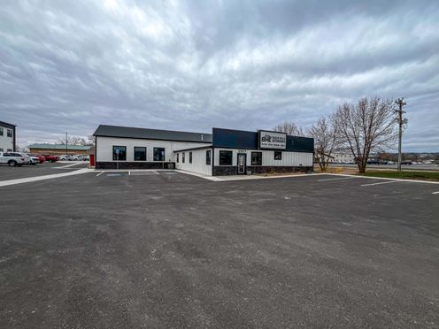 2507 E St Patrick