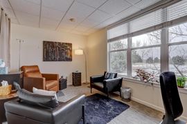7102 LA Vista Pl #100