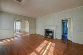 Oak Hill Pl Residential House/Commercial Office