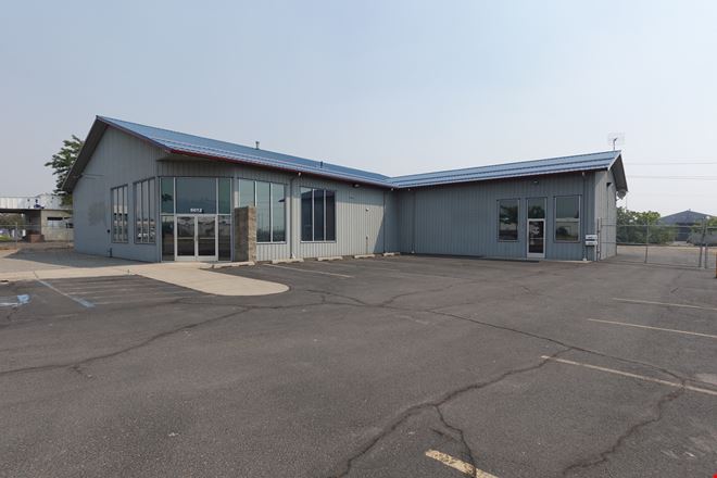 6012 & 6010 East Trent Avenue