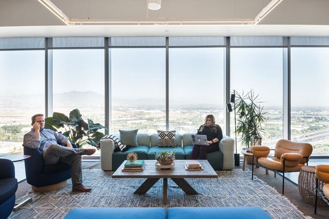 WeWork - 400 Spectrum Center