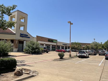 Retail space for Rent at 1100 E Pleasant Run Rd in Desoto
