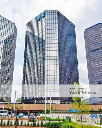 GM Renaissance Center - Tower 500