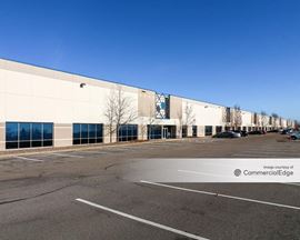 Flying Cloud Business Center