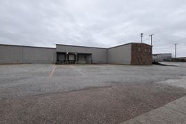 N Royal Truck Shop