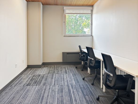 Regus - Des Moines - Grand Ave