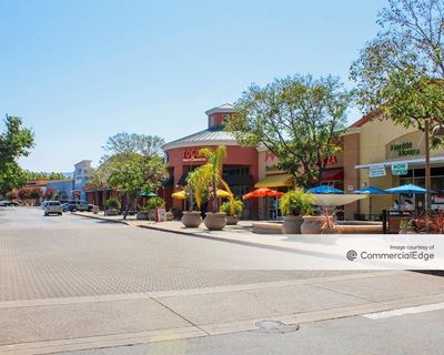 Bernal Plaza