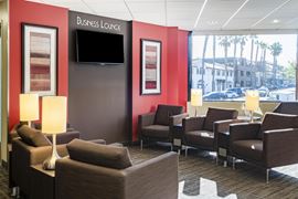 Regus - 888 Prospect Street