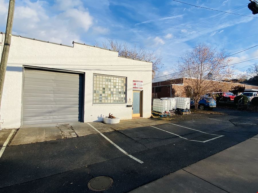 244 Short Coxe Ave. Suite 120 for Lease