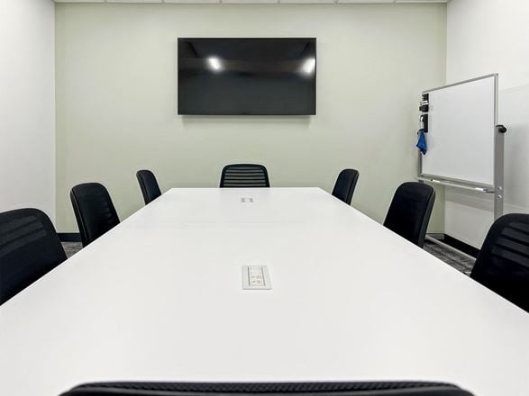 Regus - Grand Rapids - Peninsular Dr
