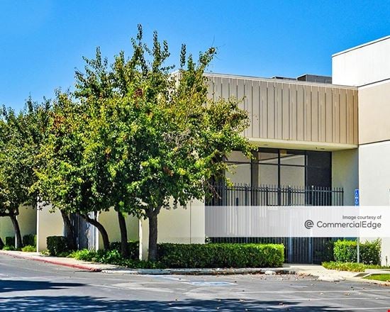 Prologis South Bay Industrial Center - 601 & 700 West Carob Street