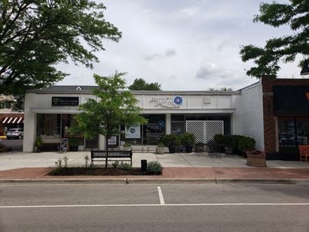 Retail space for Sale at 1826 Glenview Rd in Glenview