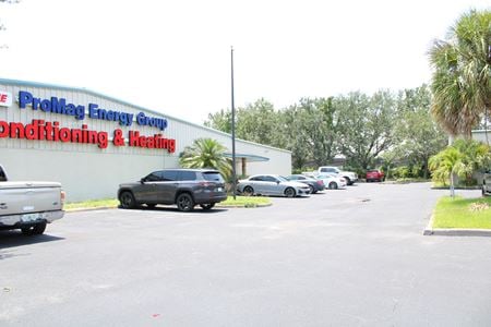 Industrial space for Rent at 3710 Gardenia Ave in Orlando